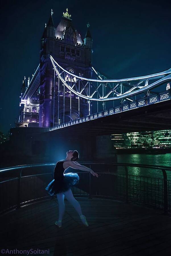 photographer Anthony Soltani photography theme modelling photo taken at Tower bridge london