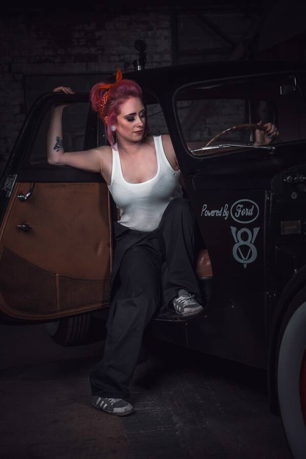 photographer NuwaPhoto pinup modelling photo taken at York with Rosie Baz North