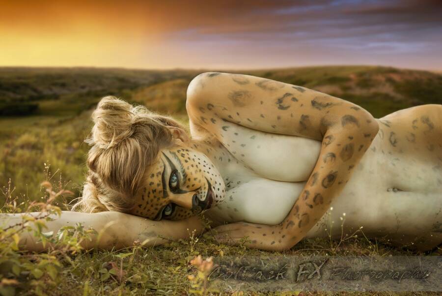 photographer ColVack body paint modelling photo taken at Kettering with  Emily. this is an example of the big cats calendar project i am working on this is the leopard shoot    get in contact if you would like to be involved.
