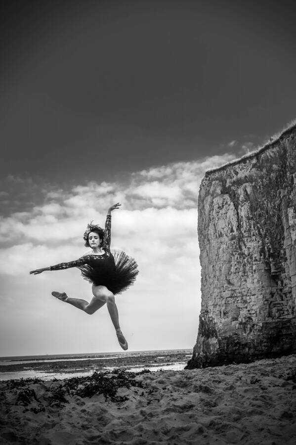photographer zigzag ballerina project modelling photo