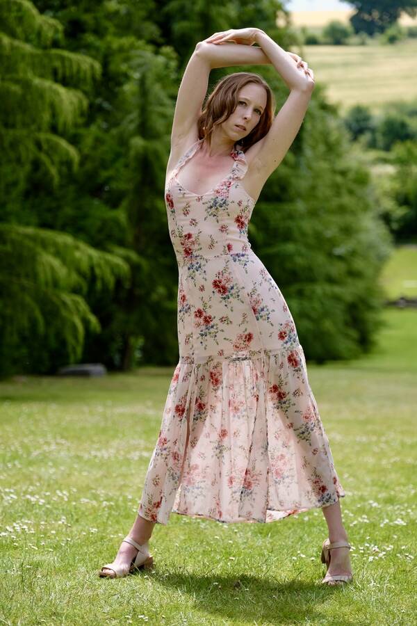 photographer Simon64 fashion modelling photo. summer vibes with lovely lottie.