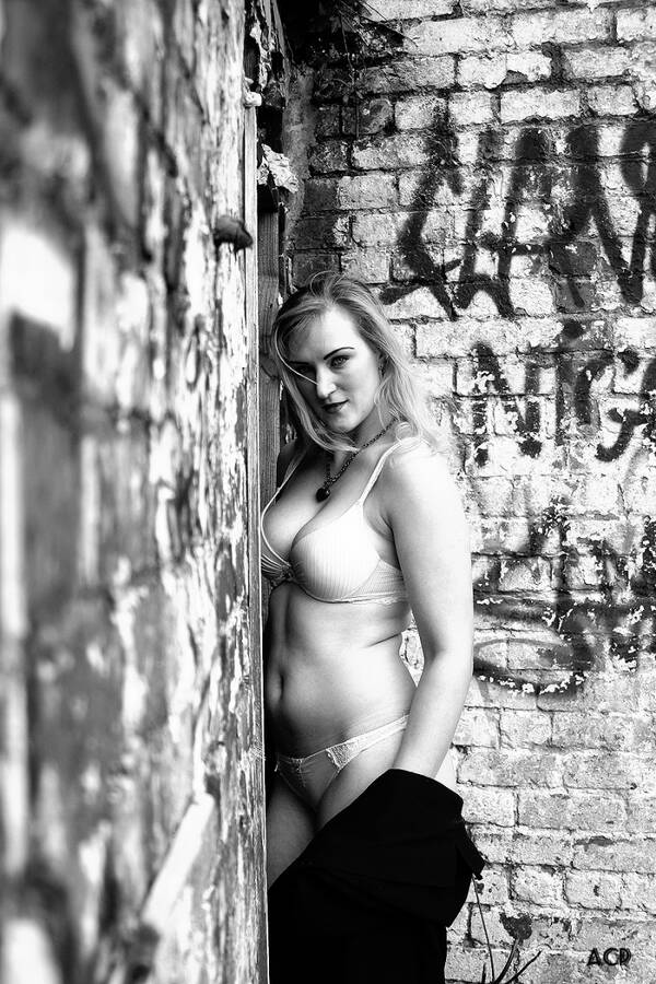 photographer Andyc46 lingerie modelling photo
