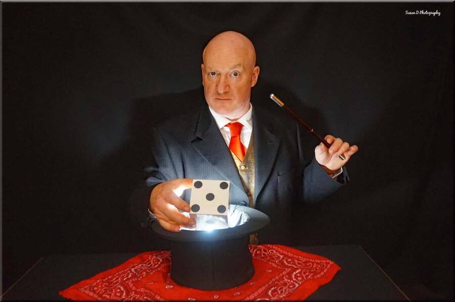 photographer Susan Stephens Photography commercial modelling photo. photos taken of a magician shaun.