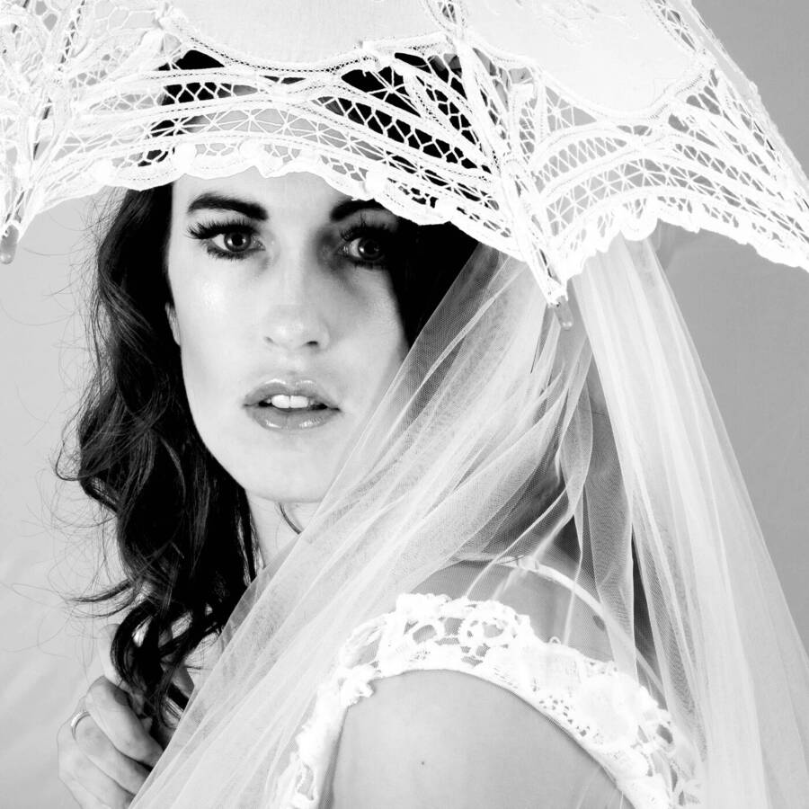 photographer NDFA PHOTOGRAPHY bridal modelling photo with @Laumax2304