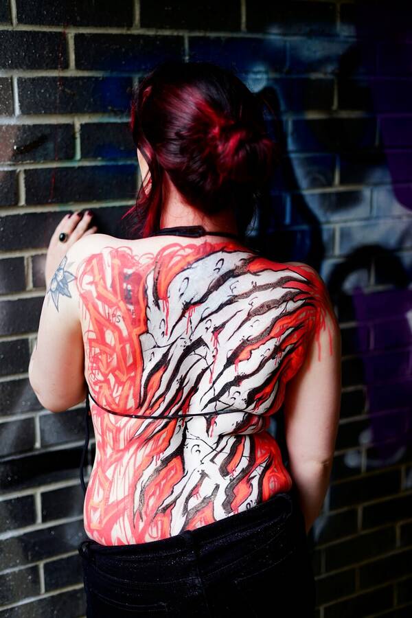 photographer Stenning bodypaint modelling photo with @AmyJade