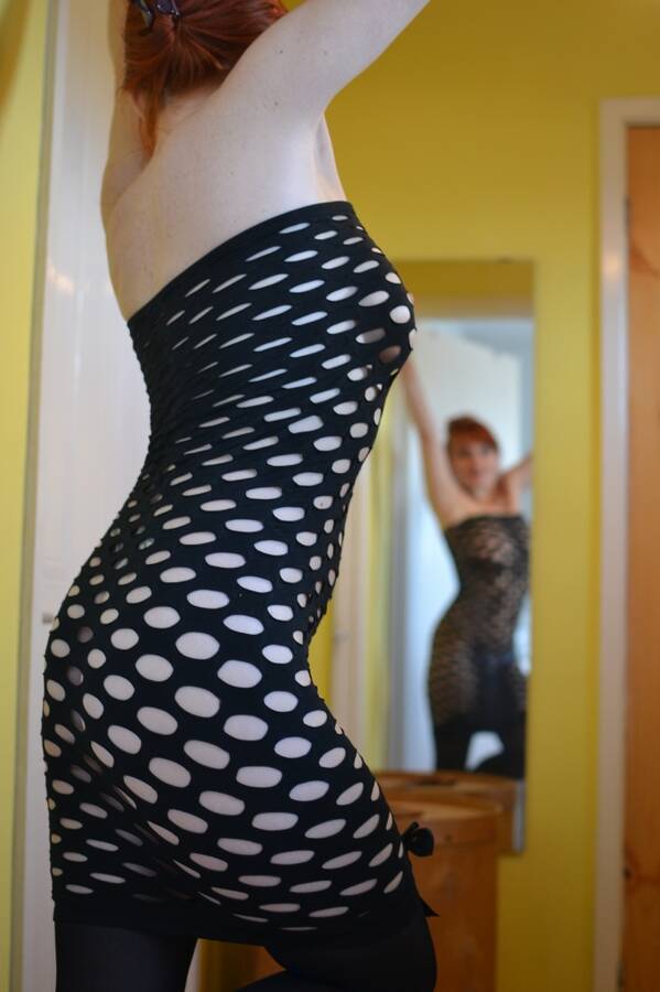photographer Snaphappy fashion modelling photo taken at Home with @SiberianFox. the ultimate slender curve.